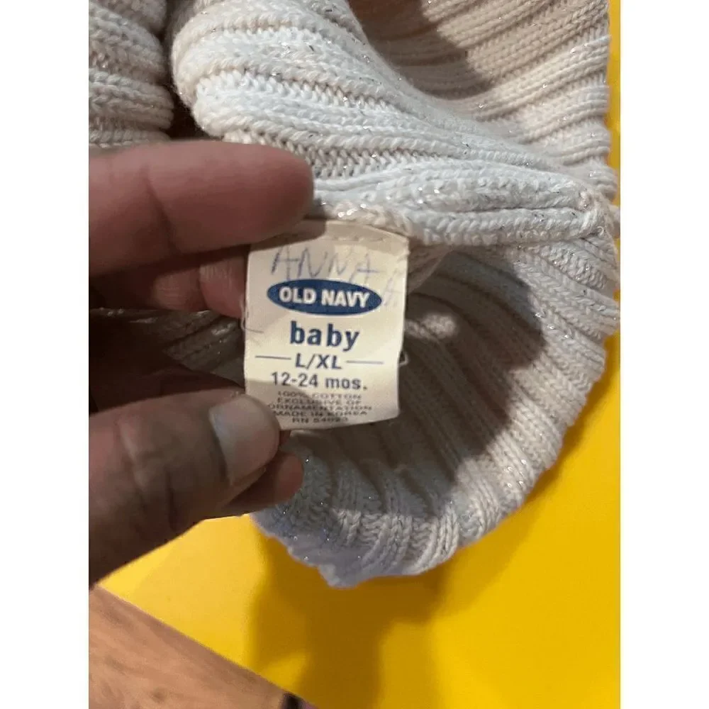 Old Navy Unisex Baby Gray Light Knit Beanie with Pom Pom Winter Hat L/XL
